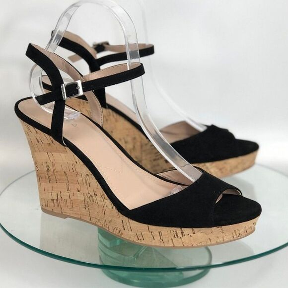 Charles by Charles David Lambert Wedge Black Sandals Cork Ankle Strap - Picture 1 of 8